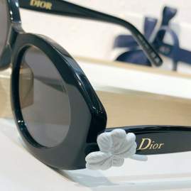 Picture of Dior Sunglasses _SKUfw80880132fw